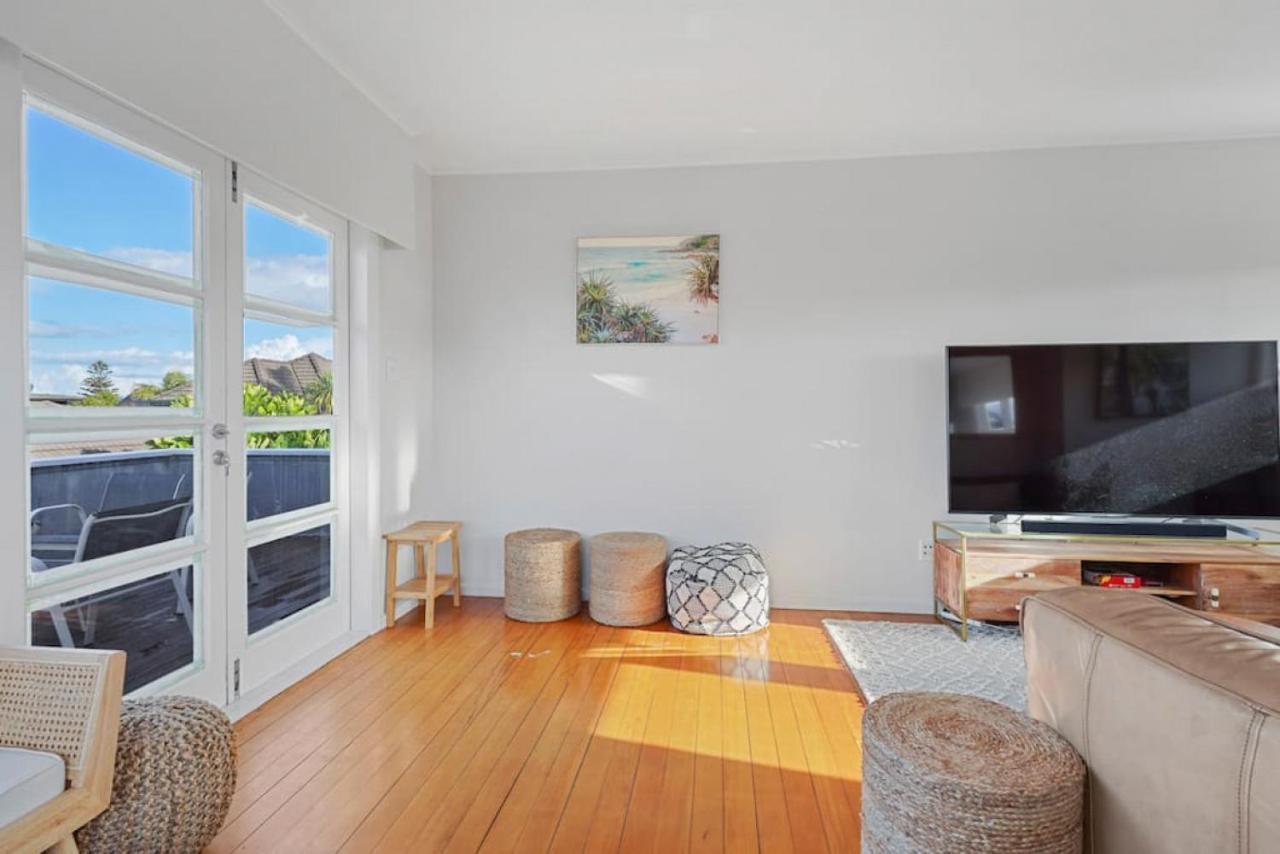 Amazing Home By Beach - Fully Aircon-Ed - Wifi Auckland Exterior photo