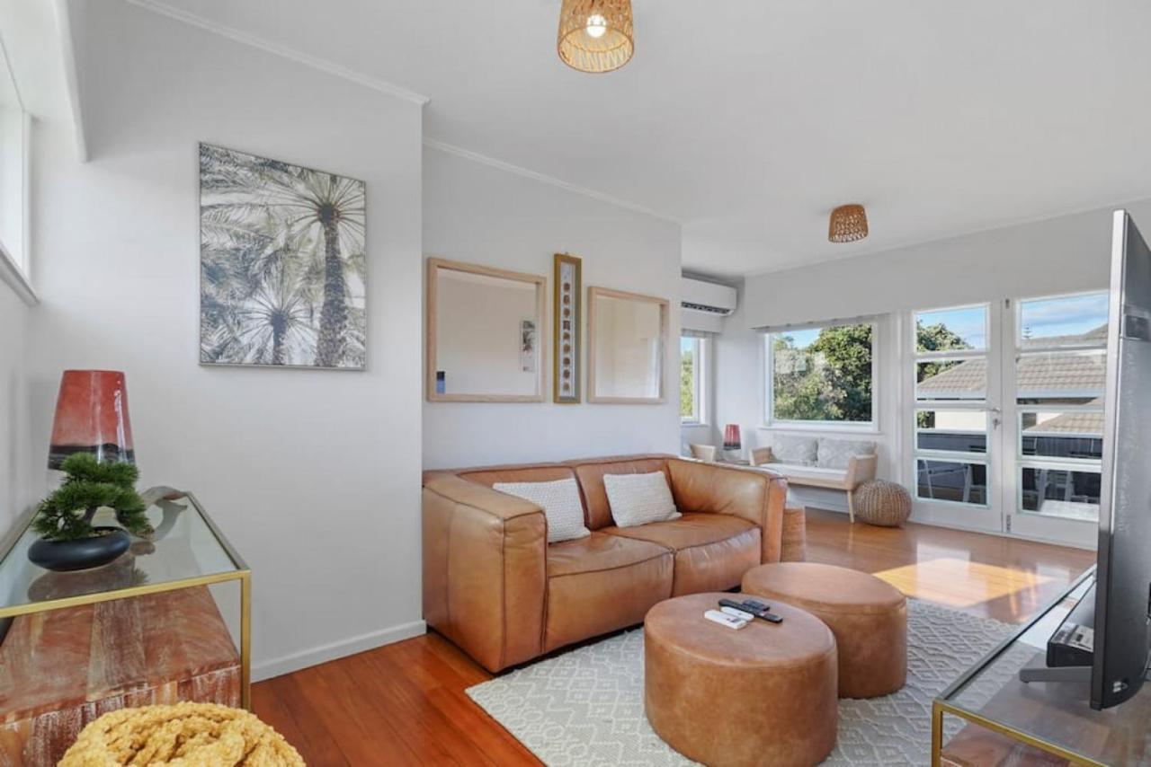 Amazing Home By Beach - Fully Aircon-Ed - Wifi Auckland Exterior photo